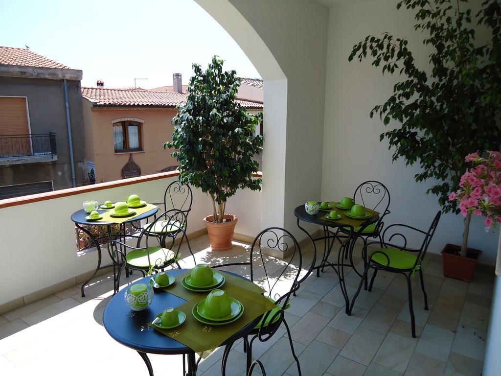 B&B L'Aurora Pula Exterior foto